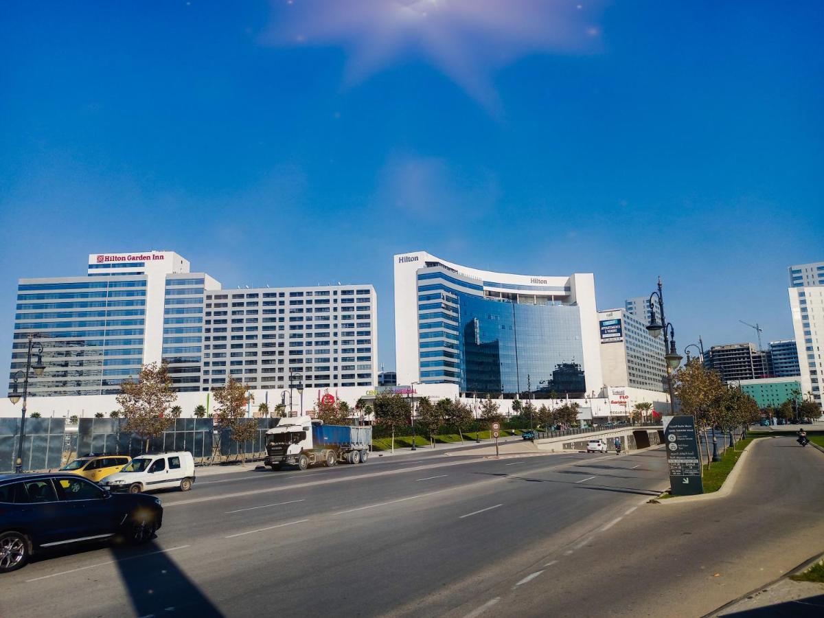Nouveau Appartement Au Centre Ville En Face Hilton Tanger Extérieur photo