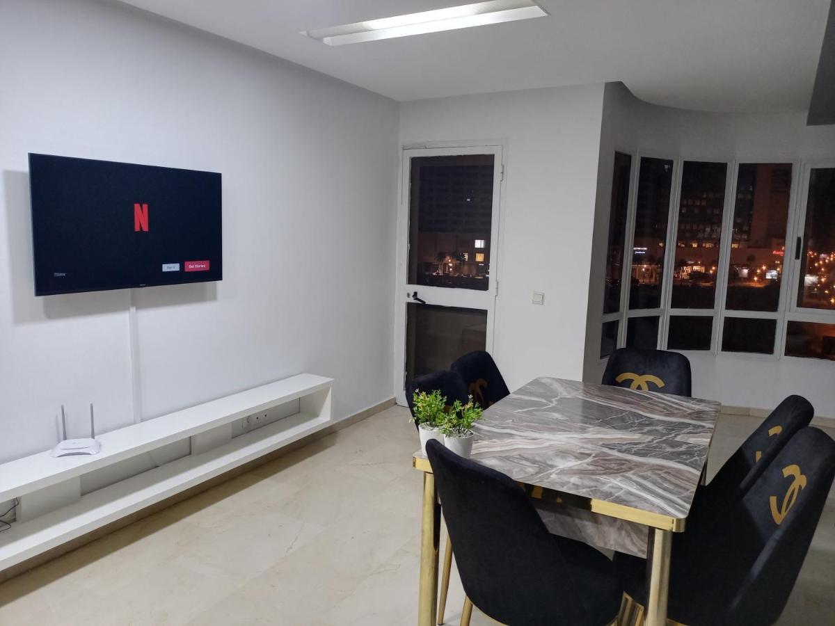 Nouveau Appartement Au Centre Ville En Face Hilton Tanger Extérieur photo
